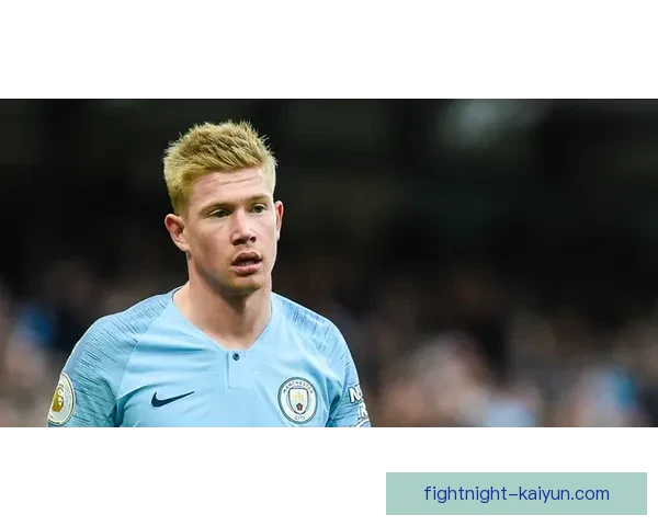 德布劳内在曼城国家德比中表现出色，进球状态回暖值得关注。