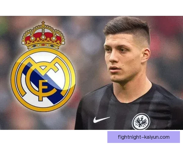 德甲球队转会签约动态：多队完成关键引援，阵容实力持续提升